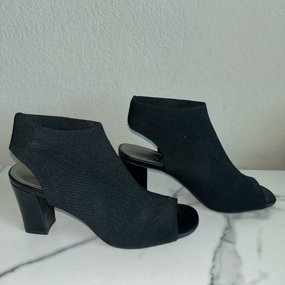 Chic Black Women's Heeled Boots